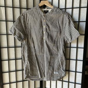 Men’s Short Sleeve striped mock neck shirt